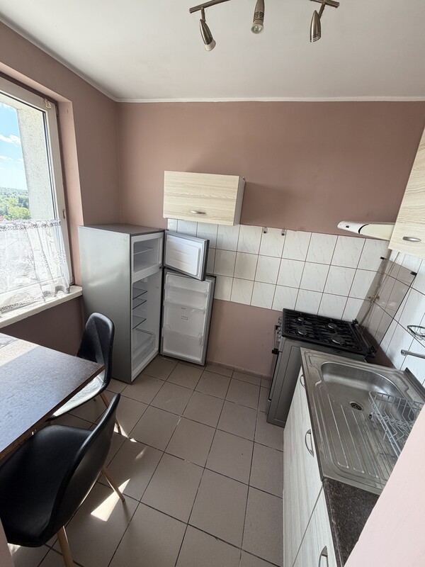 Elbląg Wynajmę kawalerkę 33m z balkonem, wieżowiec na Zatorzu, piękny widok na Nową Holandię i cudowną przyrodę.