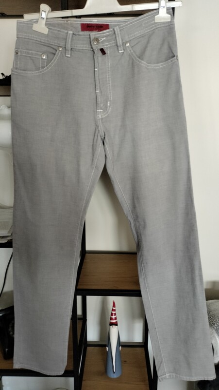 Elbląg OKAZJA. OODAM ZA 40 ZŁ SPODNIE MĘSKIE FIRMYPIERRE CARDIN, ROZ. Z METKI W 33 / L 32
PAS 81 CM. NIGDY NIE