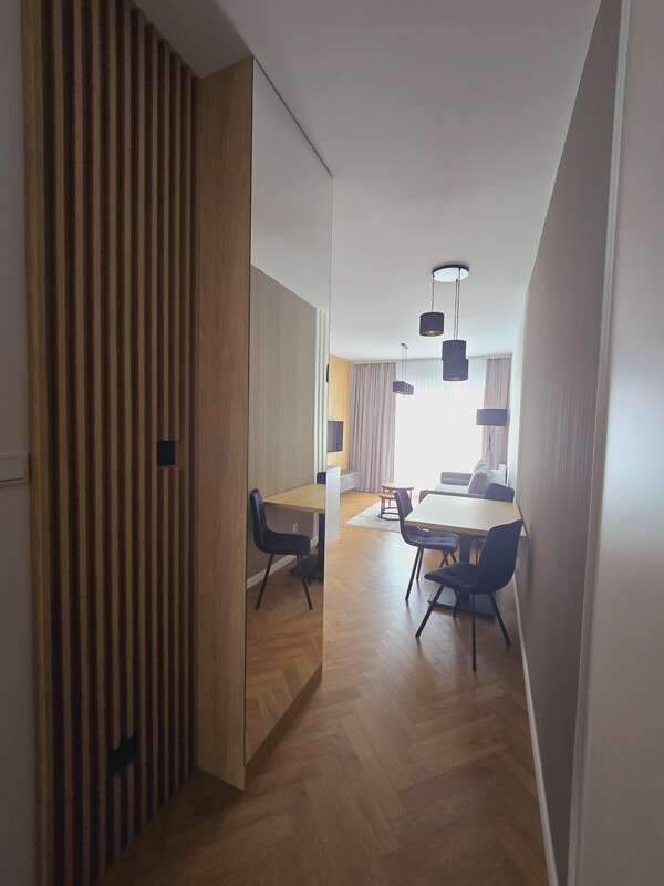 Elbląg Nowoczesne mieszkanie w sercu Starego Miasta – cisza, komfort