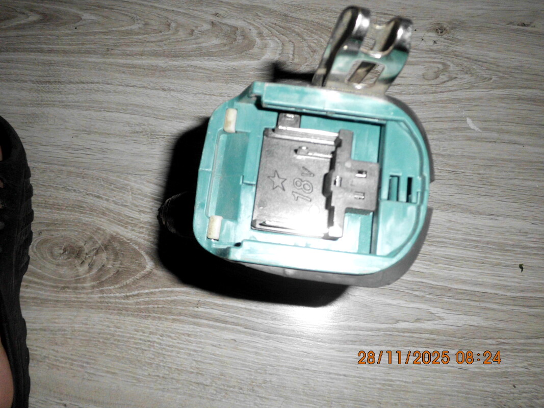 Elbląg Wiertarka udarowa Metabo
w bdobrym stanie. Narzędzie jest sprawne i gotowe do użytku. Posiada standardowe