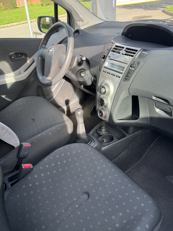 Elbląg Sprzedam Toyotę Yaris 1.3 87KM z salonu – 2 właściciel 🚗Stan dobry, zadbany, świeże opony i