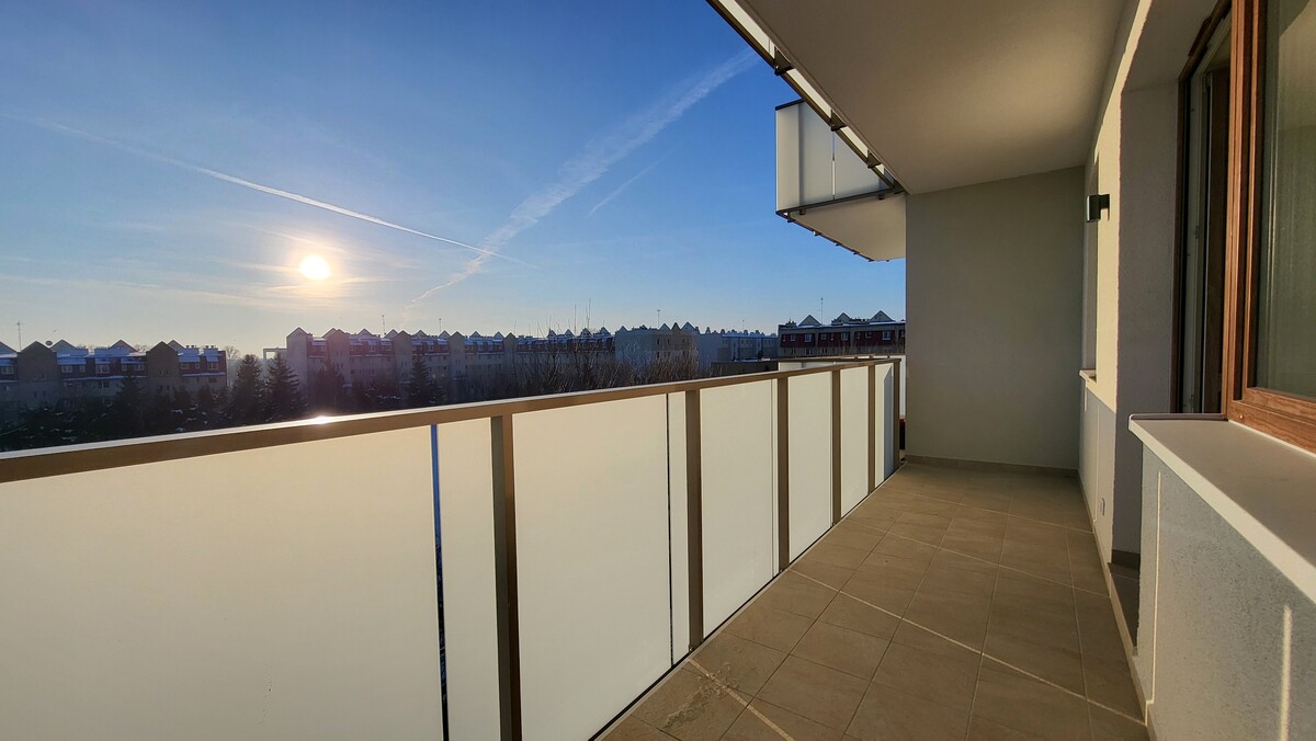 Elbląg KWADRAT NIERUCHOMOŚCI3 pokoje, 70,4 m2III piętro, windabalkon 13,48 m2stan deweloperski, do wykończeniaw cenie