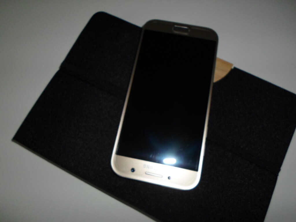 Elbląg Samsung A5 2017 bez simlocka, ładowarka stan bdb, kolor złoty, jak nowy, polecam dla niewymagajacych cena 150