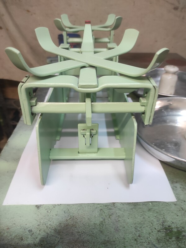 Elbląg sprzedam piĘkną wagę szalkową po całkowitej renowacji sprawna działa do kolekcji wystroju wnętrza lub do