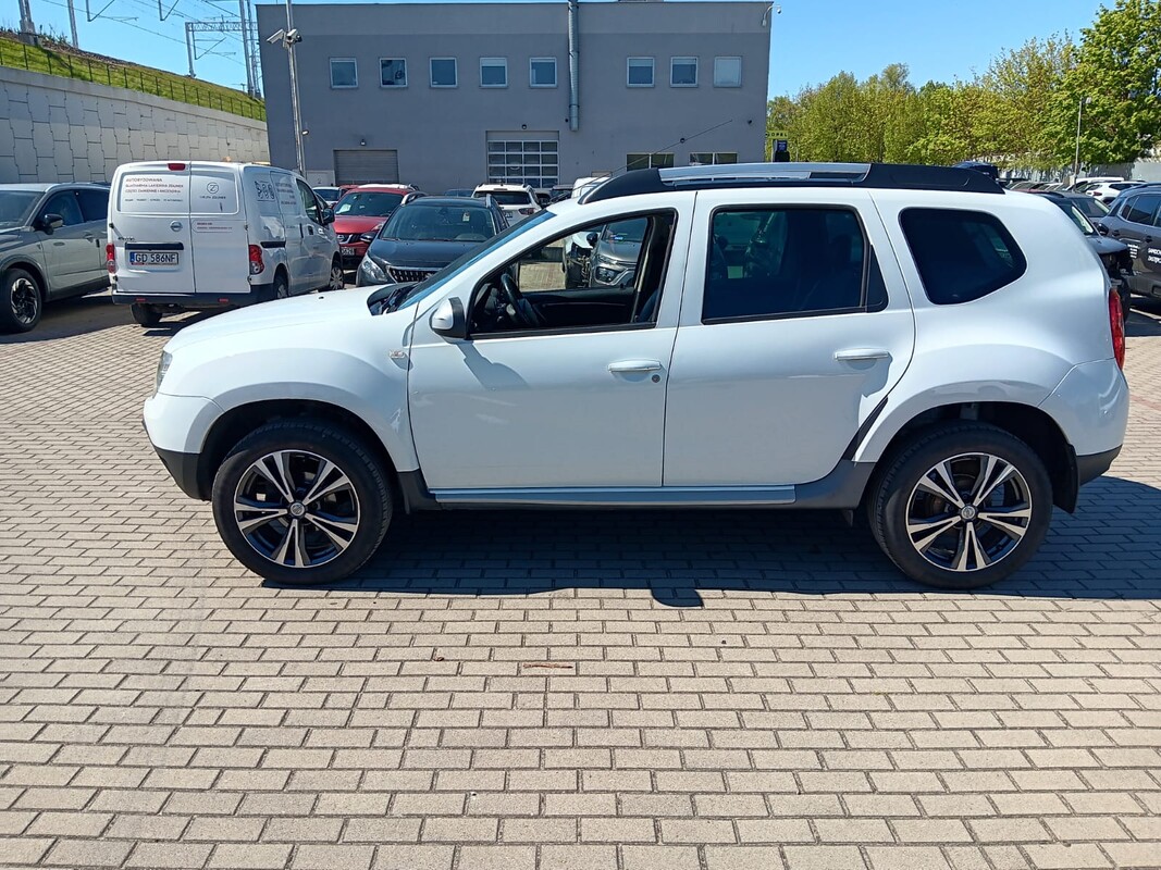 Elbląg Na sprzedaż Dacia Duster w kolorze białym. Benzyna +LPG. Samochód w bardzo dobrym stanie bezwypadkowy. W 2022