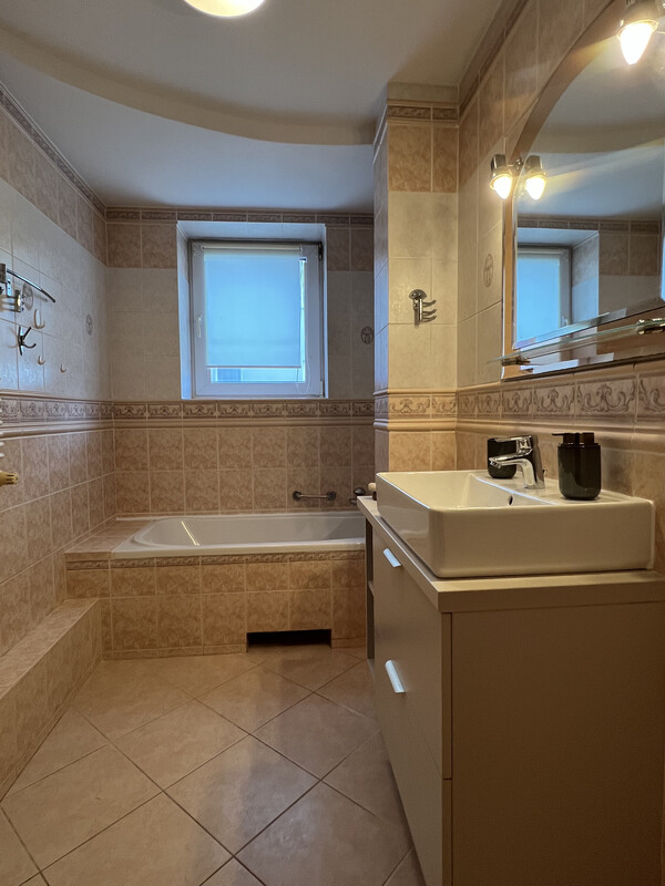 Elbląg Mieszkanie do wynajęcia przy parku Kajki - dostępne od 01.05.20263 pokojowe mieszkanie położone przy ul.