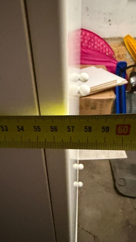 Elbląg Sprzedam szafę o wymiarach: szerokość: 89,5 cm, głębokość: 55 cm
Transport we własnym zakresie.