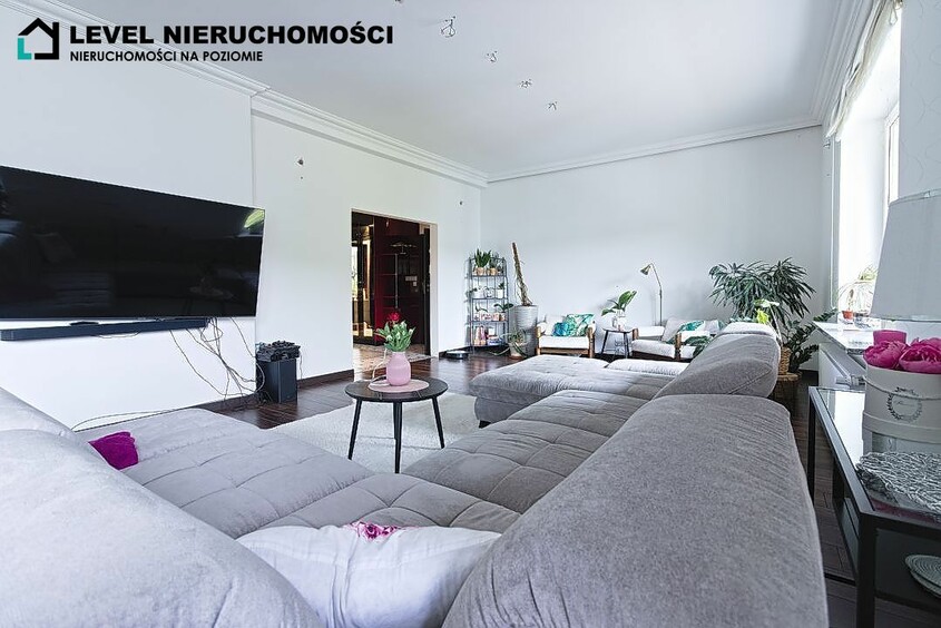 Elbląg LEVEL NIERUCHOMOŚCIPosesja w mieścieul. Okrężna, ElblągNIERUCHOMOŚCI NA POZIOMIE