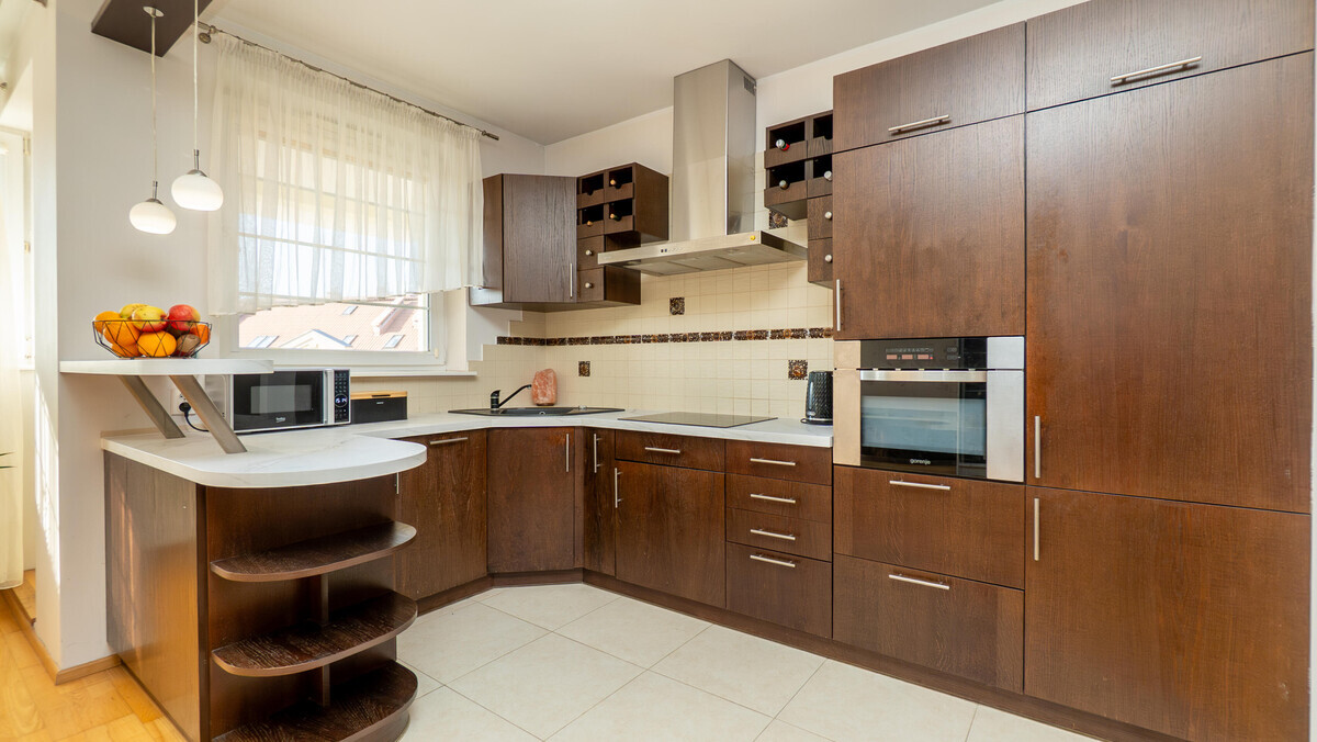 Elbląg &nbsp; TO MY SPRZEDAJEMYNIERUCHOMOŚCI W TYM MIEŚCIEBIURO NIERUCHOMOŚCIAMERICAN HOMEFOR SALE - 2 POKOJE - 3