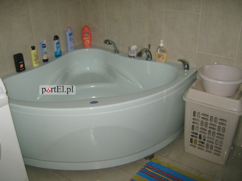 Elbląg OFERTA PRYWATNA - Gronowo Górne ; ulica Perłowa wolnostojący dom 500 m za tablicą Elbląg Na dole salon z
