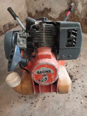 Elbląg Sprzedam kultową wykaszarkę spalinową Sachs -Dolmar z kultowym trwałym silnikiem założony nowy gaźnik do