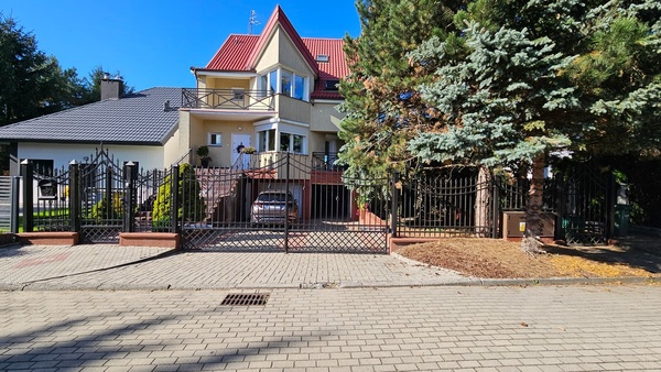 Elbląg SZULC & SZULC&nbsp; BIURO NIERUCHOMOŚCI&nbsp; NA SPRZEDAŻ&nbsp; Dom - Elbląg ul. Modlińska 103&nbsp;