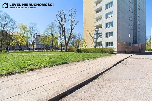 Elbląg LEVEL NIERUCHOMOŚCI Kawalerka na pierwszym piętrzeul. Tysiąclecia NIERUCHOMOŚCI NA POZIOMIE