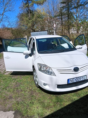Elbląg Sprzedam Toyotę Auris. Pojazd bogato wyposażony:
-czujniki parkowania tył
-kamera cofania
-elektryczne lusterka