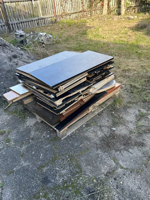 Elbląg Oddam za darmo płyty meblowe po rozbióce. 
Idealne pod np. półki w pomieszczeniu gospodarczym lub