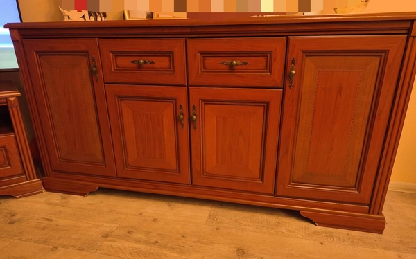 Elbląg Mam do sprzedania stylowy zestaw mebli w kolorze czereśnia antyczna. 
Zestaw firmy Black Red White, kolekcja