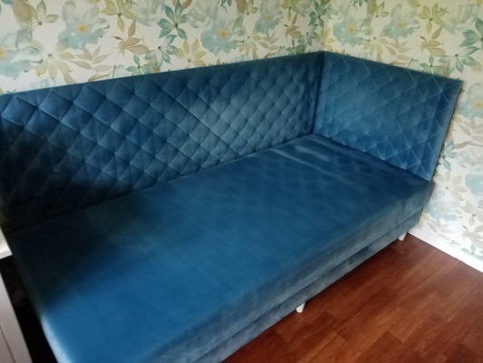 Elbląg Sprzedam używany tapczan dziecięcy o wymiarach 200cm x 90cm. Cena 100 zł. Odbiór we własnym zakresie.