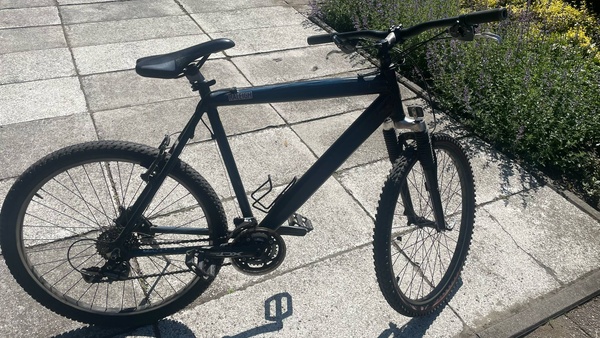 Elbląg Witam sprzedam używany rower raleigh nowe opony kierownia wymieniona na nowa
Rozmiar ramy L dla osob 1m60