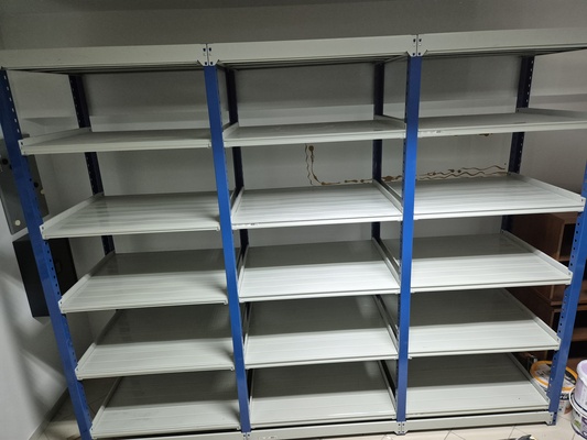 Elbląg Witam mam do sprzedania regał magazynowy metalowy, konstrukcja składana. 
Regał bardzo solidny, wyprodukowany