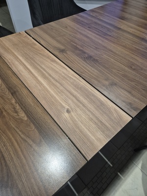 Elbląg Sprzedam stół rozkładany w kolorze orzech. Wymiary 160- 210 x 90 wysokość 74.Mam jeszcze dodatkowa wkładkę o