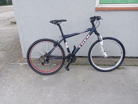 Elbląg Witam sprzedam rower Trek 6000 Okazja!
Nowy amortyzator 
Napęd deore 
Polecam.