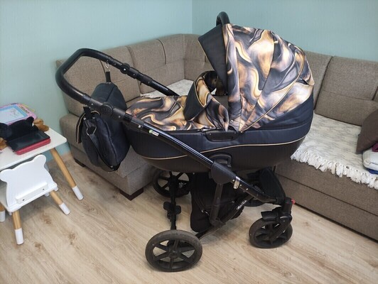 Elbląg Wózek dziecięcy z gondolą spacerową, ubranko do Chrztu, laktator. 