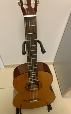 Elbląg Na sprzedaż gitara klasyczna Yamaha C40,
idealna dla początkujących oraz osób uczących się gry. Instrument jest