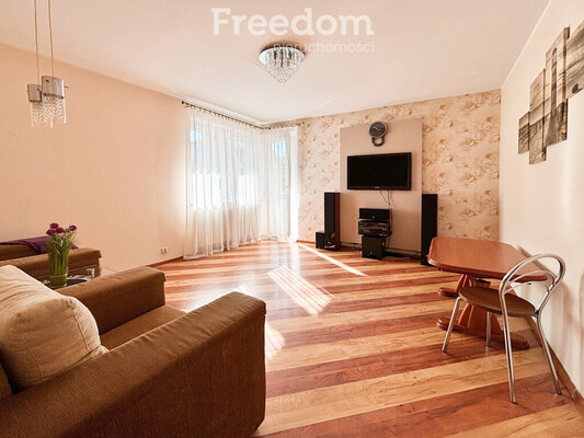 Elbląg FREEDOM NIERUCHOMOŚCIWynajmę mieszkanie - Elbląg, Żyrardowska.&nbsp;Wynajmę przytulne, słoneczne mieszkanie na