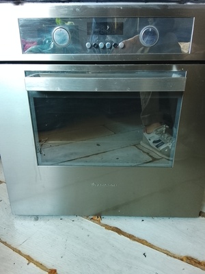 Elbląg Witam Serdecznie. 
Sprzedam płytę gazową w bardzo dobrym stanie, oraz piekarnik z bardzo dobrym stanie. 
Odbiór