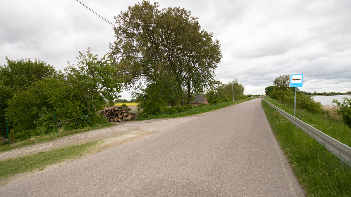 Elbląg * * * ABC NIERUCHOMOŚCI * * * POLECAMY ŚWIETNĄ DZIAŁKĘ W NIEDALEKIEJ ODLEGŁOŚCI OD ELBLĄGAo pow. 3011m2z