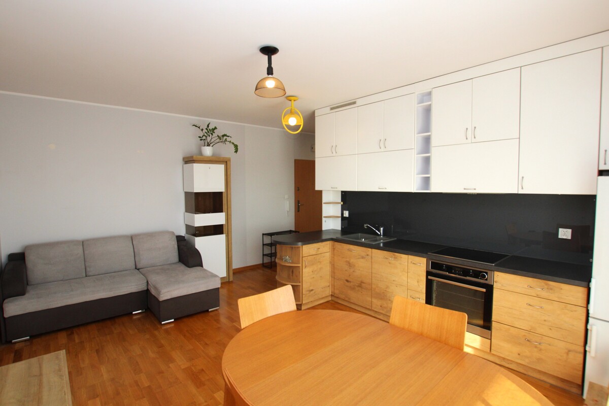 Elbląg NIERUCHOMOŚCI ANNA KRASZEWSKA 3-pokojowe mieszkanie do wynajęcia w apartamentowcu przy Al.