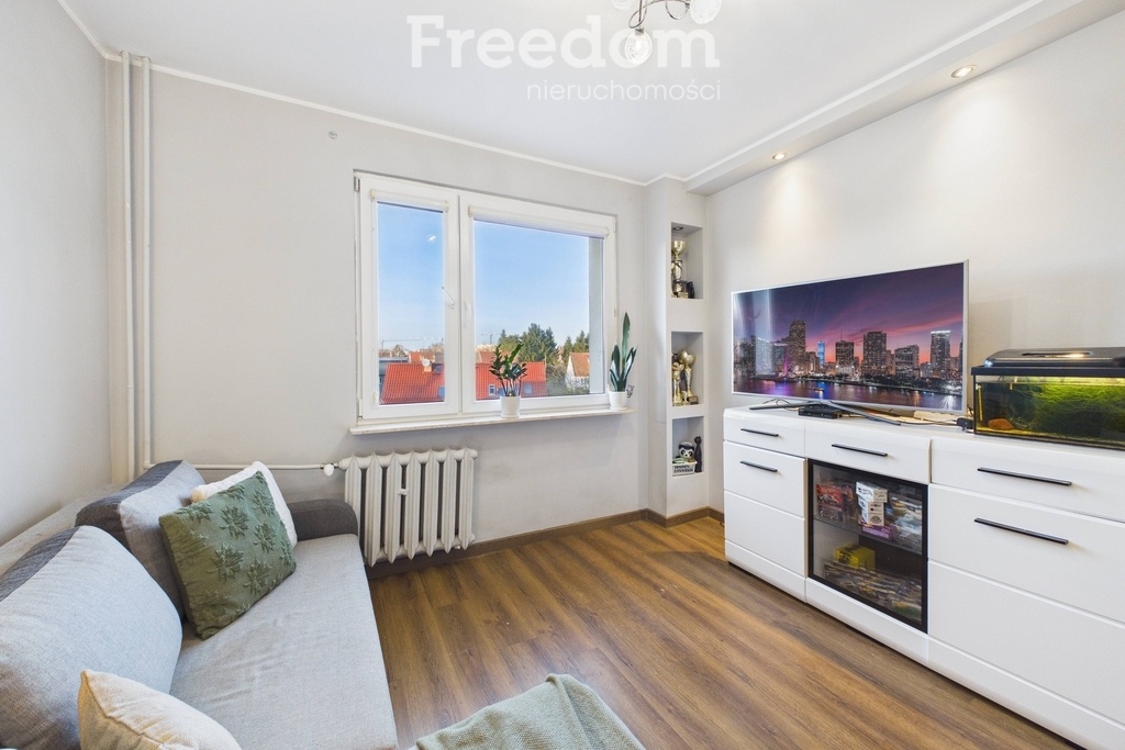 Elbląg FREEDOM NIERUCHOMOŚCISprzedam mieszkanie - Elbląg, Częstochowska. Mieszkanie położone w bardzo pożądanej i