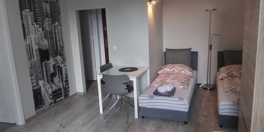 Elbląg Wynajmę komuś mieszkanie kawalerkę 30m2 z balkonem na czas od 1 do kilku tygodni na okoliczności takie jak: na