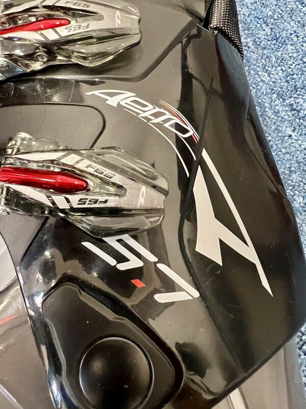 Elbląg Buty narciarskie Dalbello Aerro 5.7
✅ Stan: bardzo dobry – założone tylko raz, praktycznie jak