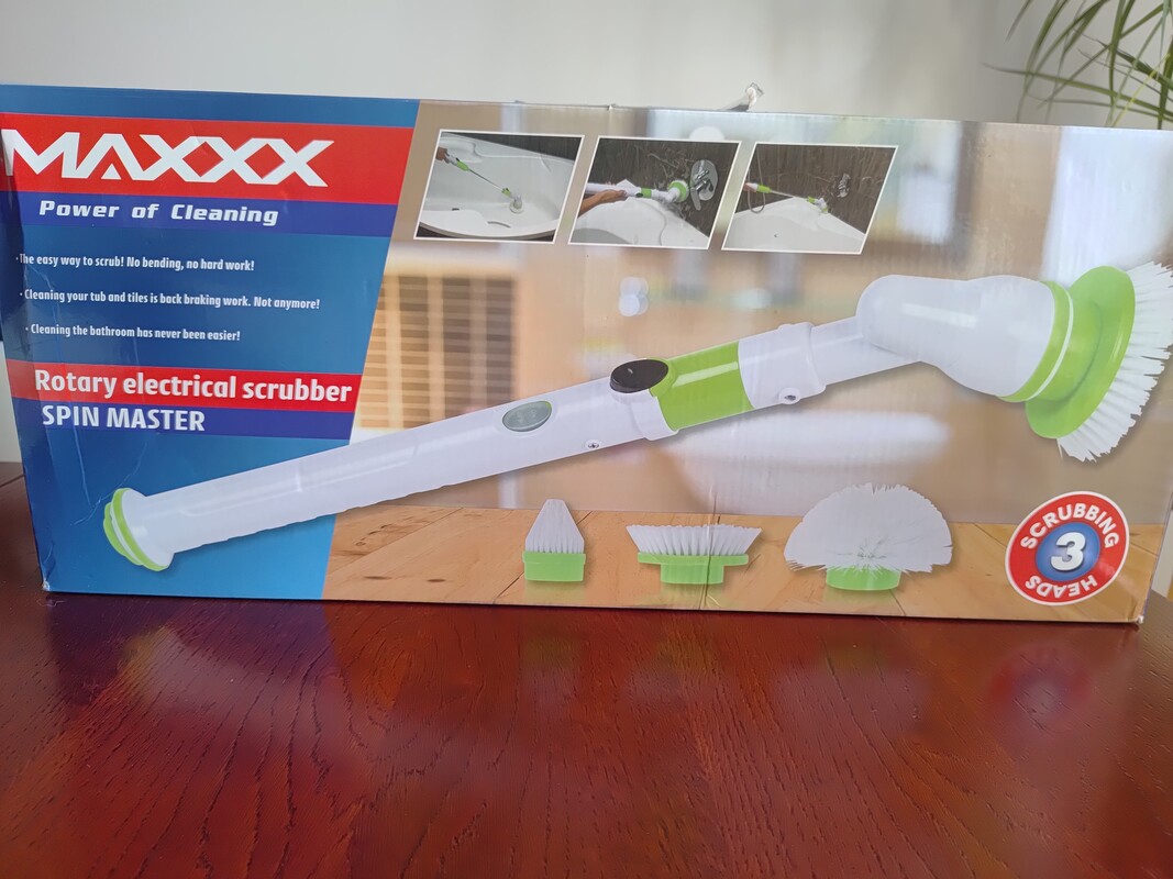 Elbląg Sprzedam :
Mikrofalówka czarna SHARP 20l st. b.dobry - 149 zł.
Maszyna do szycia ŁUCZNIK używana -