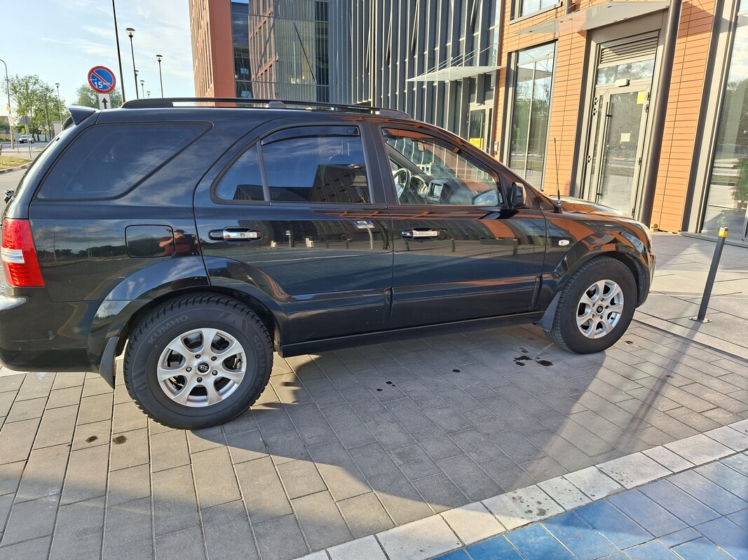 Elbląg Kia Sorento 2.5 CRDi 170KM, czarny SUV, ważne opłaty, w ciągłym użyciu