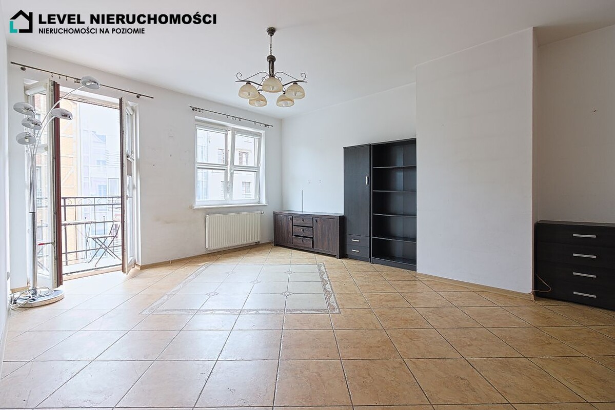 Elbląg LEVEL NIERUCHOMOŚCI Dwupokojowe mieszkanie na starówceul. Rzeżnicka NIERUCHOMOŚCI NA POZIOMIE