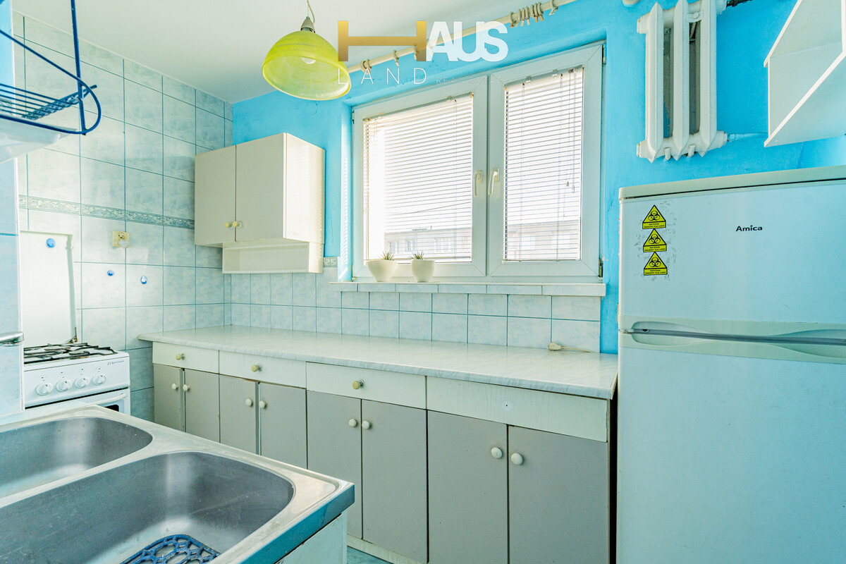 Elbląg ELBLĄG, UL. BAŻYŃSKIEGO POWIERZCHNIA 42,3 M22 POKOJE, OSOBNA KUCHNIABALKON, PIWNICADO WŁASNEJ