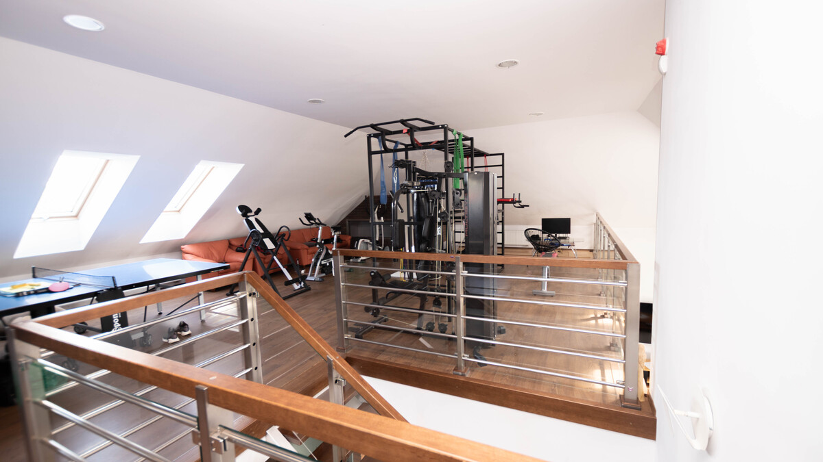 Elbląg * * * ABC NIERUCHOMOŚCI * * *NOWA CENA!! DOM WOLNO STOJĄCY Z PIĘKNYM, DUŻYM OGRODEM !!! pow.