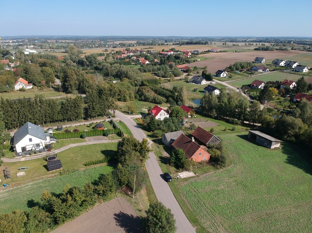 Elbląg BIURO NIERUCHOMOŚCISZULC& SZULCDom - Nowa Wieś, gmina PasłękPowierzchnia domu: 120 m2Powierzchnia działki