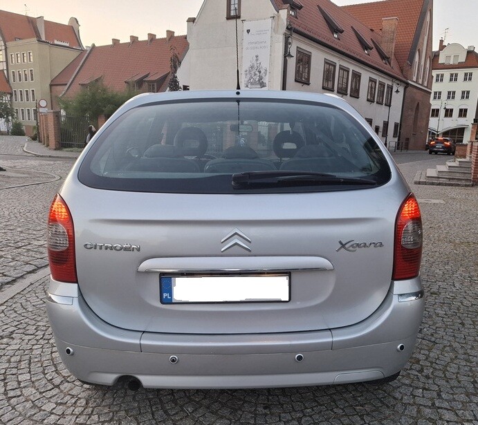Elbląg CITROEN XSARA Picasso1.6 Benzyna2010 rokNAJBOGATSZE WYPOSAŻENIEKlimatyzacja MROZIOpłaty na Rok---