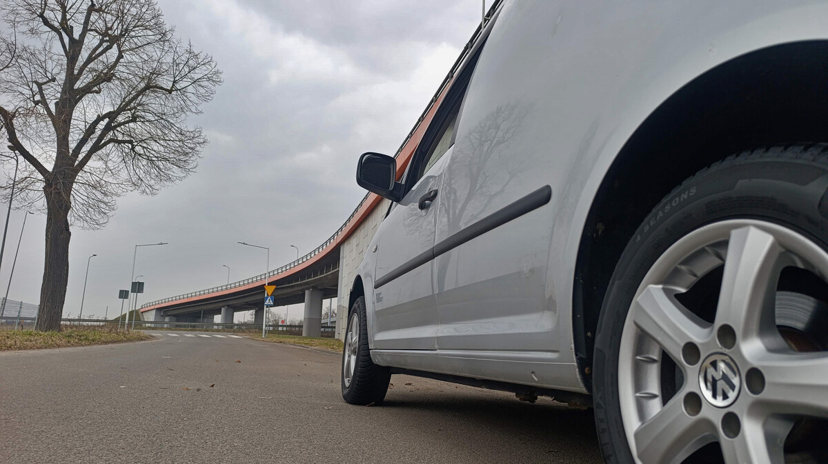 Elbląg VOLKSWAGEN CADDY 2.0 SDI MOŻLIWOŚĆ POZOSTAWIENIA AUTA W ROZLICZENIU Ubezpieczenie do