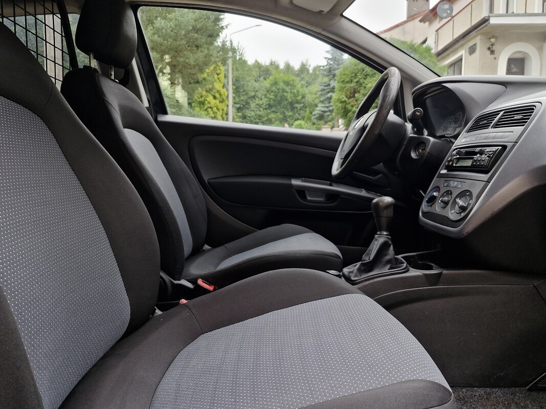 Elbląg Fiat Grande Punto1.3 DieselModel 2012KlimatyzacjaKupiony w Polskim Salonie
