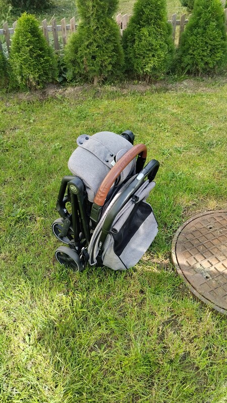 Elbląg Sprzedam w stanie bardzo dobrym po jednym dziecku wózek spacerowy Coletto Maya Automatic. Wózek lekki, około 5