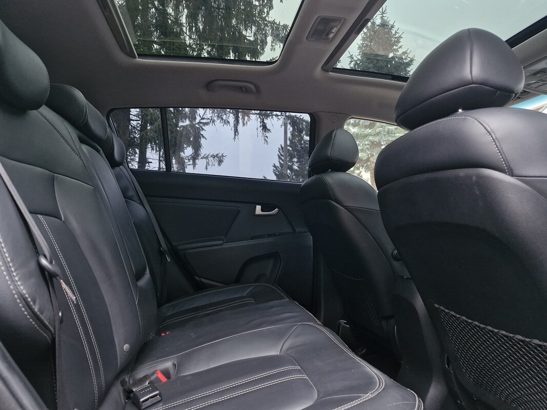 Elbląg Kia Sportage2.0 DieselKlimatronikAutomatyczna Skrzynia BiegówSkórzana tapicerkaNAPĘD 4 x 4Kamera CofaniaŚwiatła