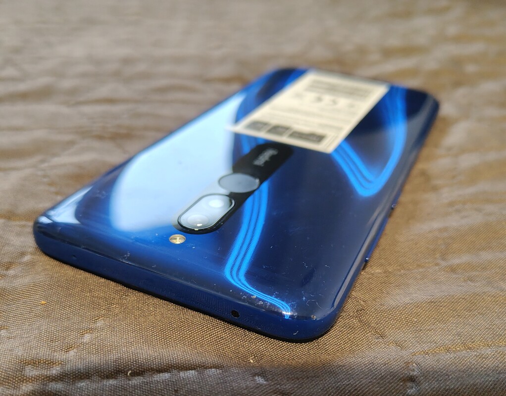 Elbląg Sprzedam zadbany telefon Xiaomi Redmi 8
Niewielkie ślady użytkowania na tylnej błyszczącej klapce, na przodzie