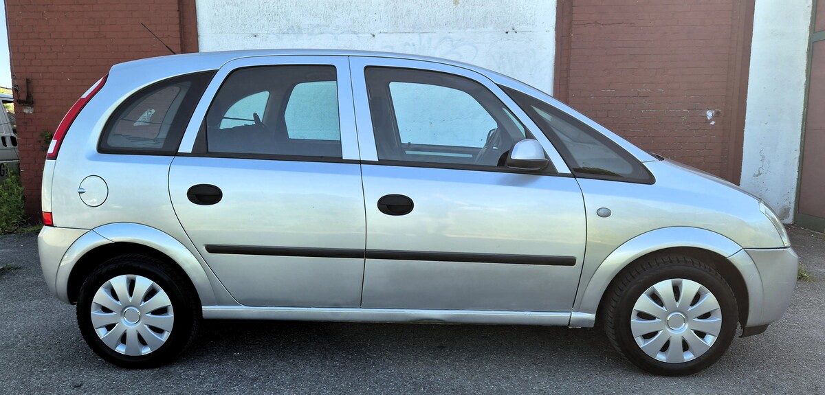 Elbląg Opel Meriva 1,6Benzynka 90KM 2005Rok Bardzo Dobry Stan Ekonomiczny -Klimatyzacja Wspomaganie