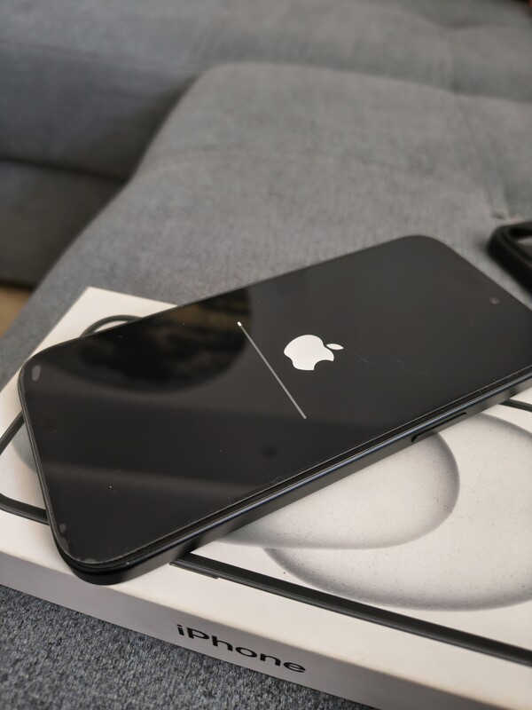 Elbląg Sprzedam telefon iPhone 15.Telefon jest w dobrym stanie i jeszcze na gwarancji producenta.
iPhone aktywowany