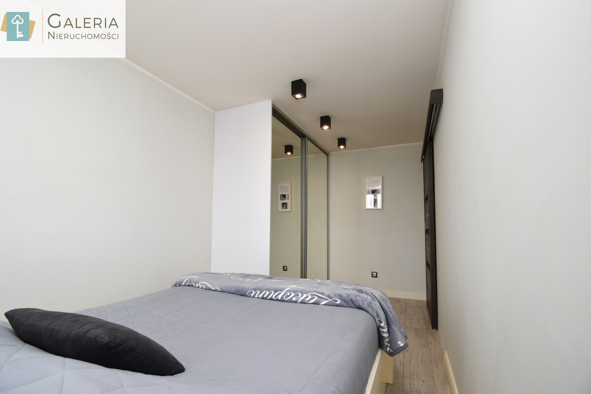 Elbląg GALERIA NIERUCHOMOŚCIZ pasji i miłości do nieruchomościNa sprzedaż: 2 pokoje przy rynkuul. Płk