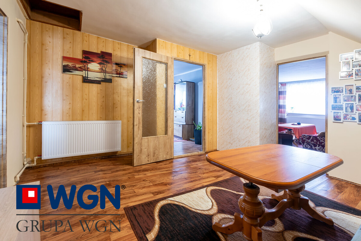 Elbląg Na sprzedaż mieszkanietrzypokojowe o powierzchni 77 m2 w miejscowości Zwierzno , 20 km od Elbląga, 4 km od